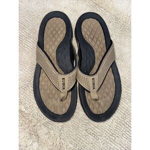 Brown Textured Flip-Flop Sandals with Durable Strap